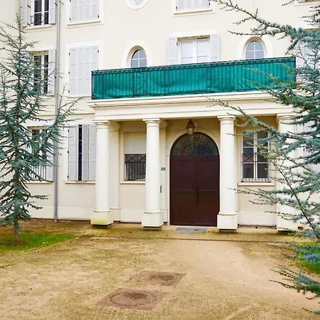 Square Magny-le-Hongre