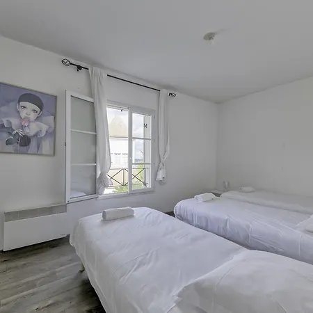 Square Apartment Magny-le-Hongre